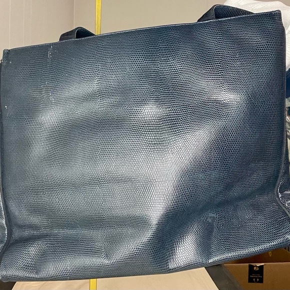 Salvatore Ferragamo Shoulder Tote Bag - Picture 2 of 5